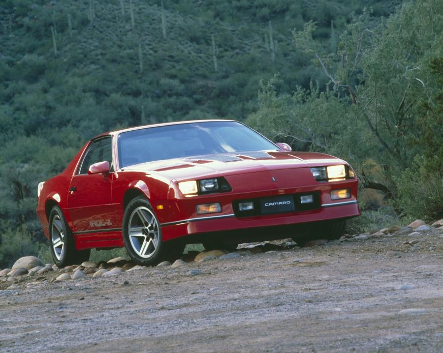  Chevrolet Camaro Z28 IROC-Z T-Top (1FP87) 1985 года  (фото 1 из 20)